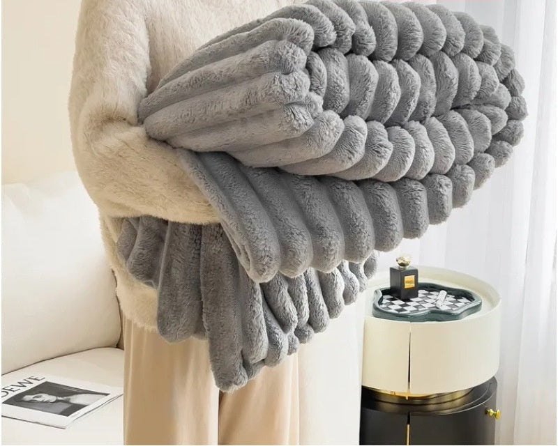 CloudSoft Bubble Plush Throw Blanket
