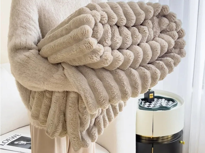 CloudSoft Bubble Plush Throw Blanket